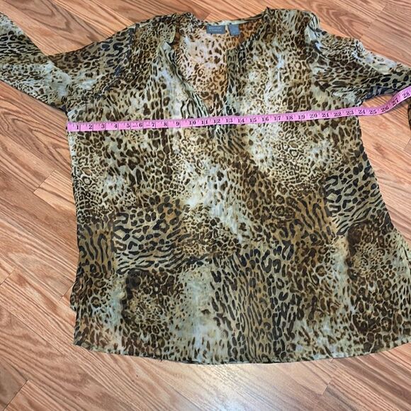 Additions but Chico’s Leopard Shirt, semi sheer top, V-neck, size 3, large - Picture 5 of 8